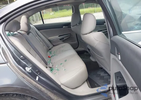 2010 Honda Accord 3.5 Ex-L z USA, uszkodzony, nr VIN 1HGCP3F8XAA028778